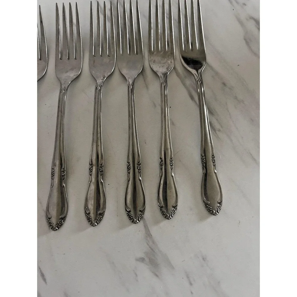 Vintage Oneida Stainless Steel Chateau Flatware Dinner Forks Floral Set of 8 BxA